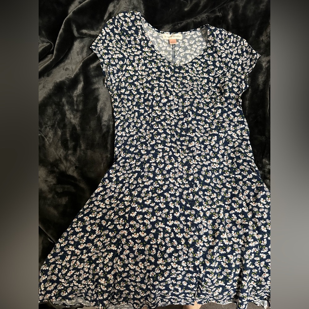Navy flirty floral dress